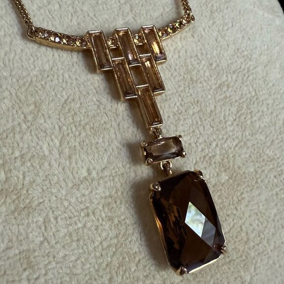CAROLEE Vintage Gold Necklace with Brown Crystals & Heart Tag – 18” Total - Picture 14 of 17